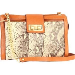 NWT BCBGMAXAZRIA Halena shoulder bag